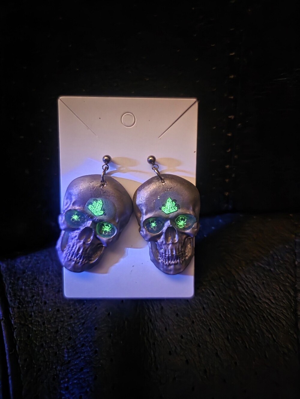 Silver Skeleton Skull Head With Glow In The Dark Eyes Dangle Earrings With Stud